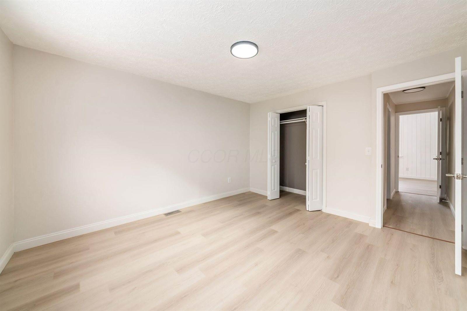 2182 Homewood Avenue, Columbus, OH 43223