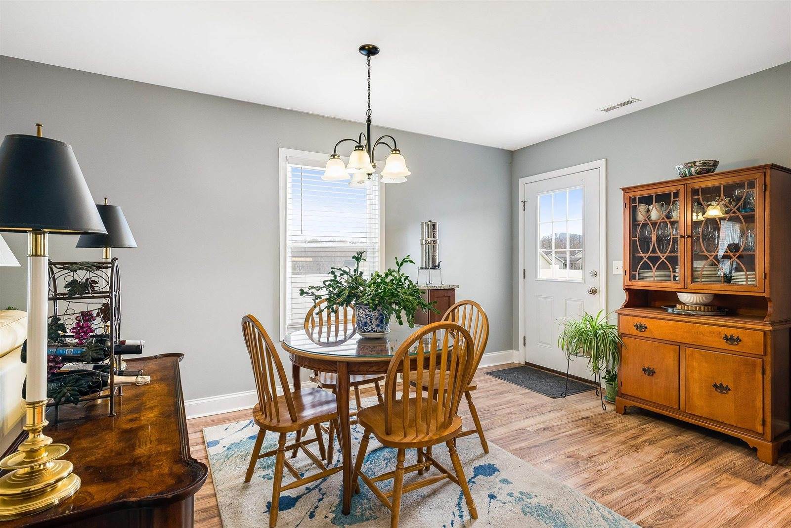 812 Carson Cir, Grottoes, VA 24441