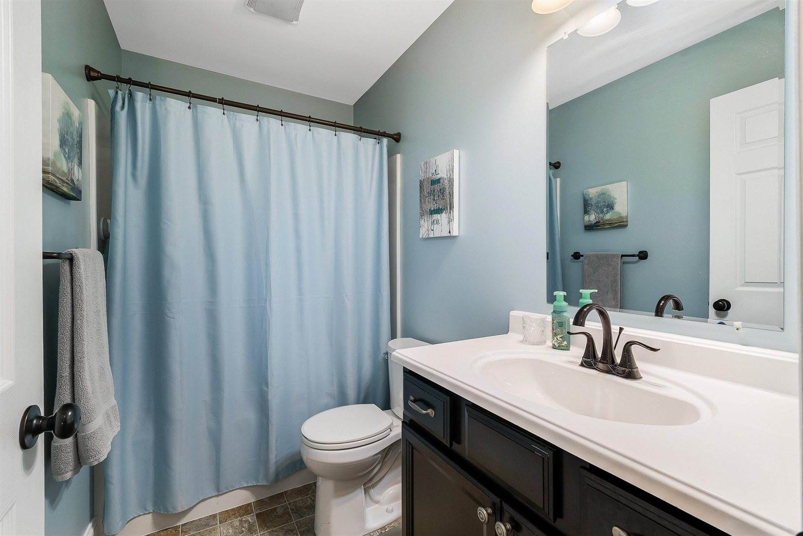 812 Carson Cir, Grottoes, VA 24441