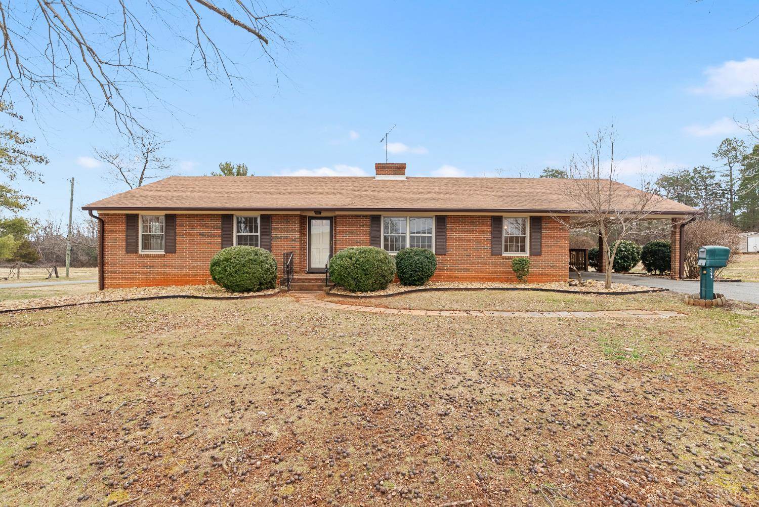 1730 Redfields Road, Appomattox, VA 24522