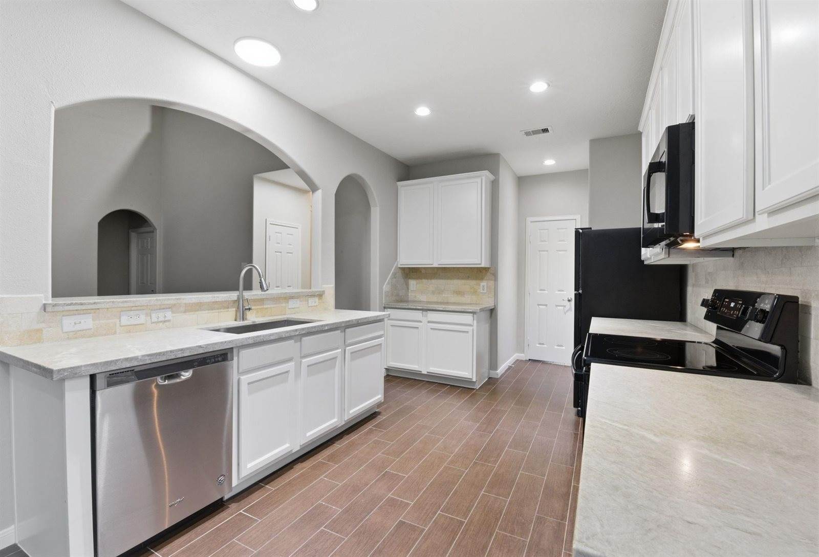 25542 Saddlebrook Village Drive, Tomball, TX 77375