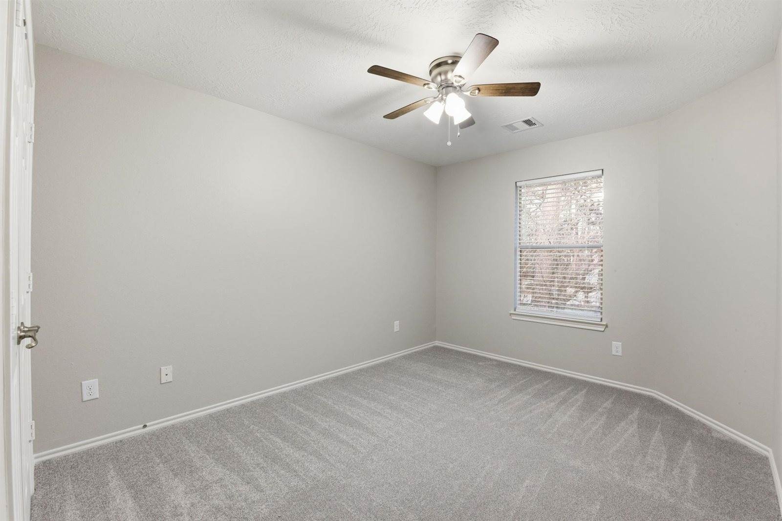 25542 Saddlebrook Village Drive, Tomball, TX 77375