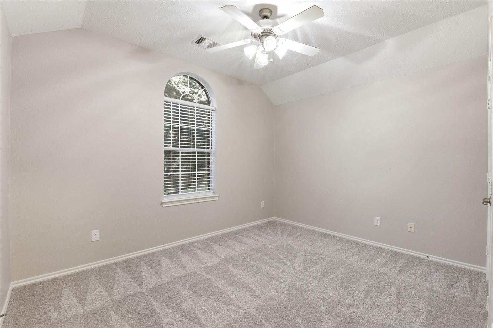 25542 Saddlebrook Village Drive, Tomball, TX 77375