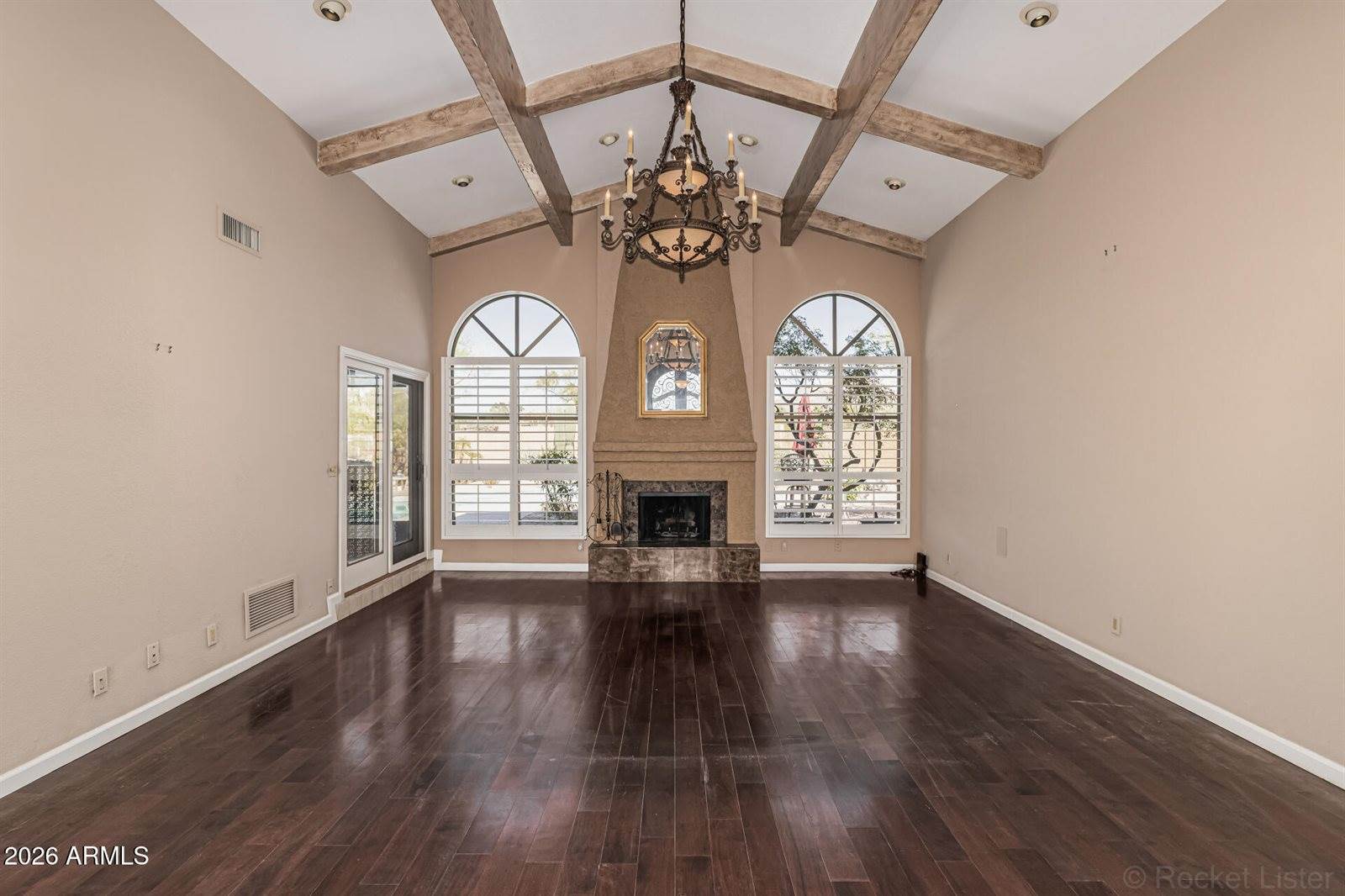 9438 East Casitas Del Rio Drive, Scottsdale, AZ 85255