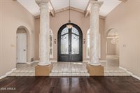 9438 East Casitas Del Rio Drive, Scottsdale, AZ 85255