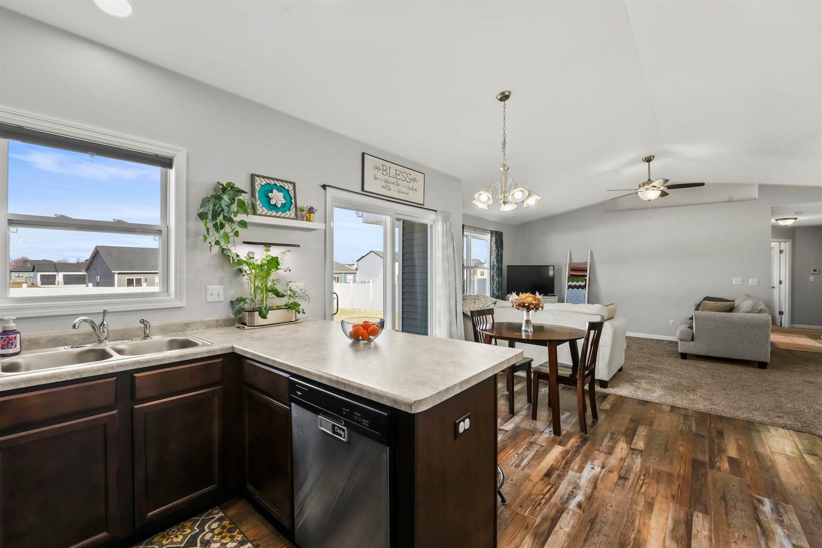 100 East Gailen Ln, Milton, WI 53563