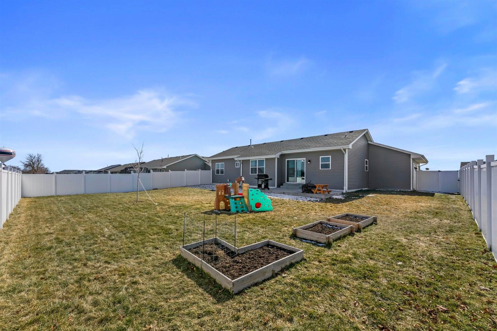 100 East Gailen Ln, Milton, WI 53563