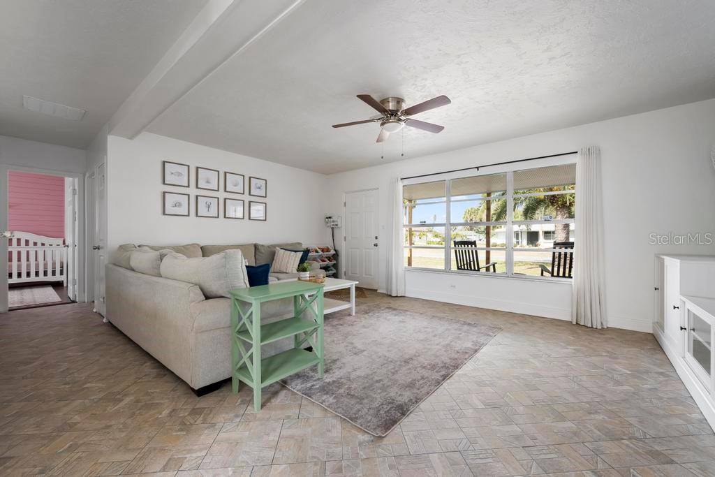 4240 Pompano Road, Venice, FL 34293
