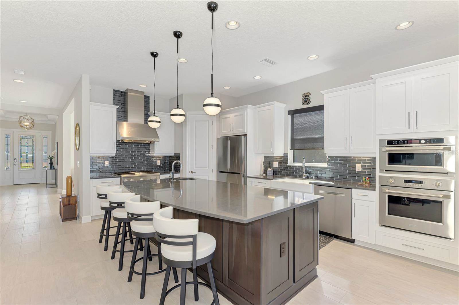 15117 Vivaldi Drive, Nokomis, FL 34275