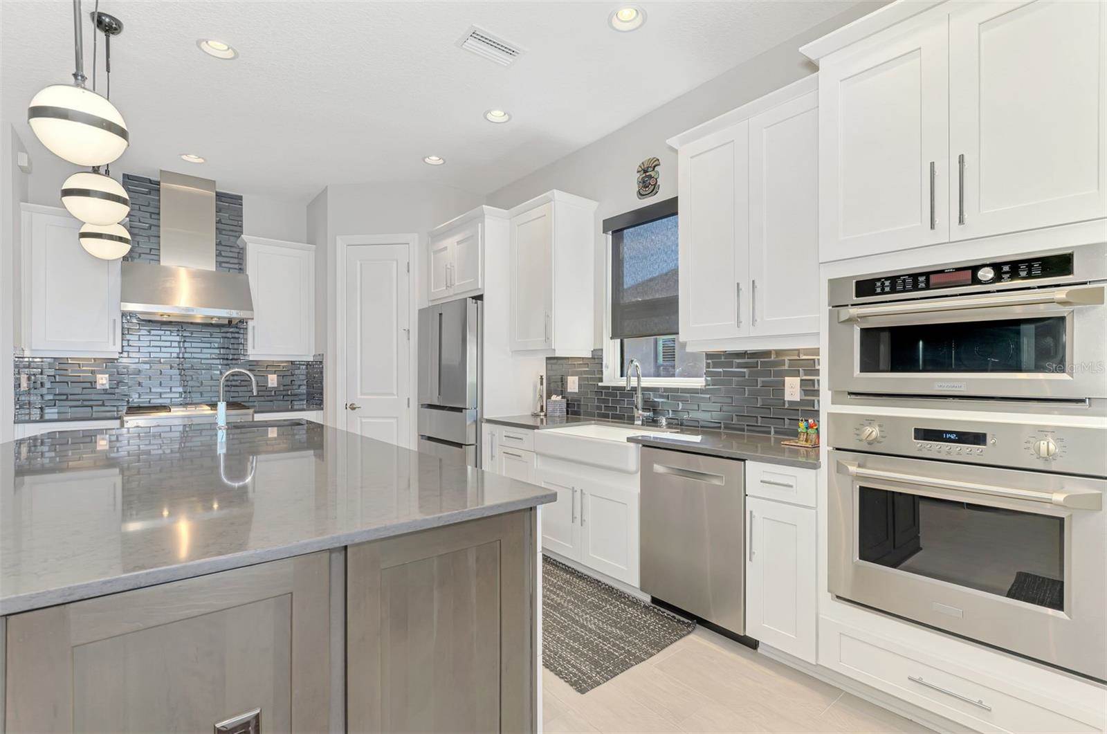 15117 Vivaldi Drive, Nokomis, FL 34275