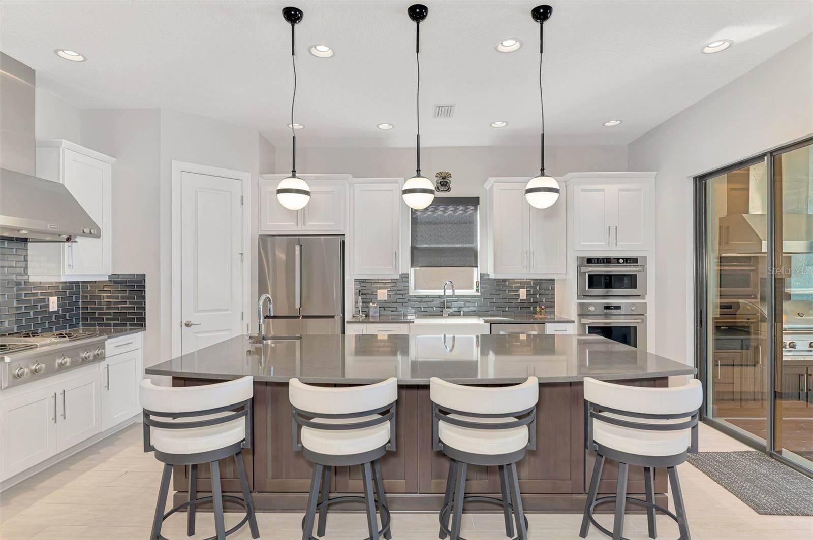 15117 Vivaldi Drive, Nokomis, FL 34275