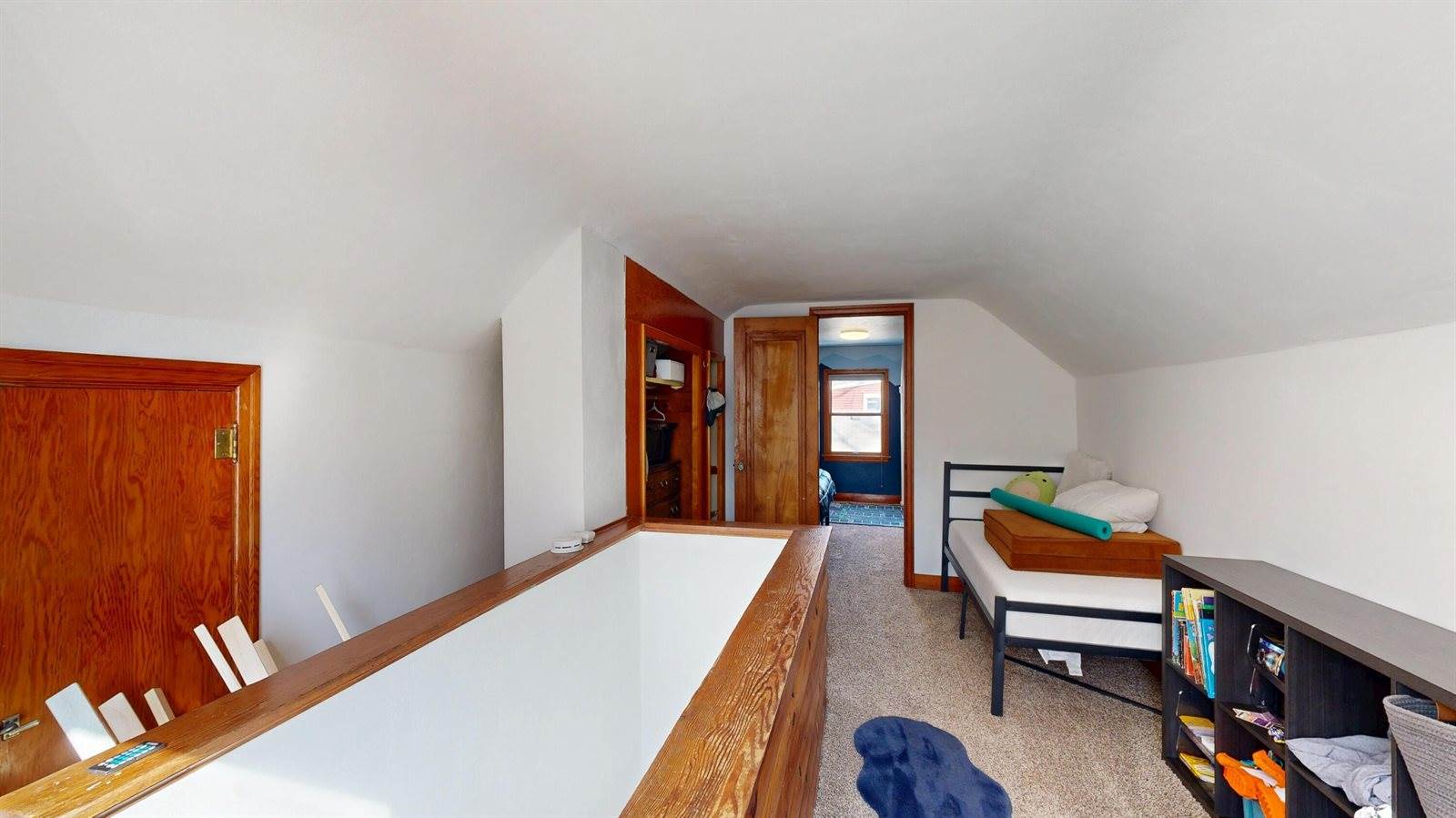 560 Court Rd, Onalaska, WI 54650