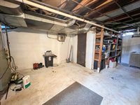 560 Court Rd, Onalaska, WI 54650