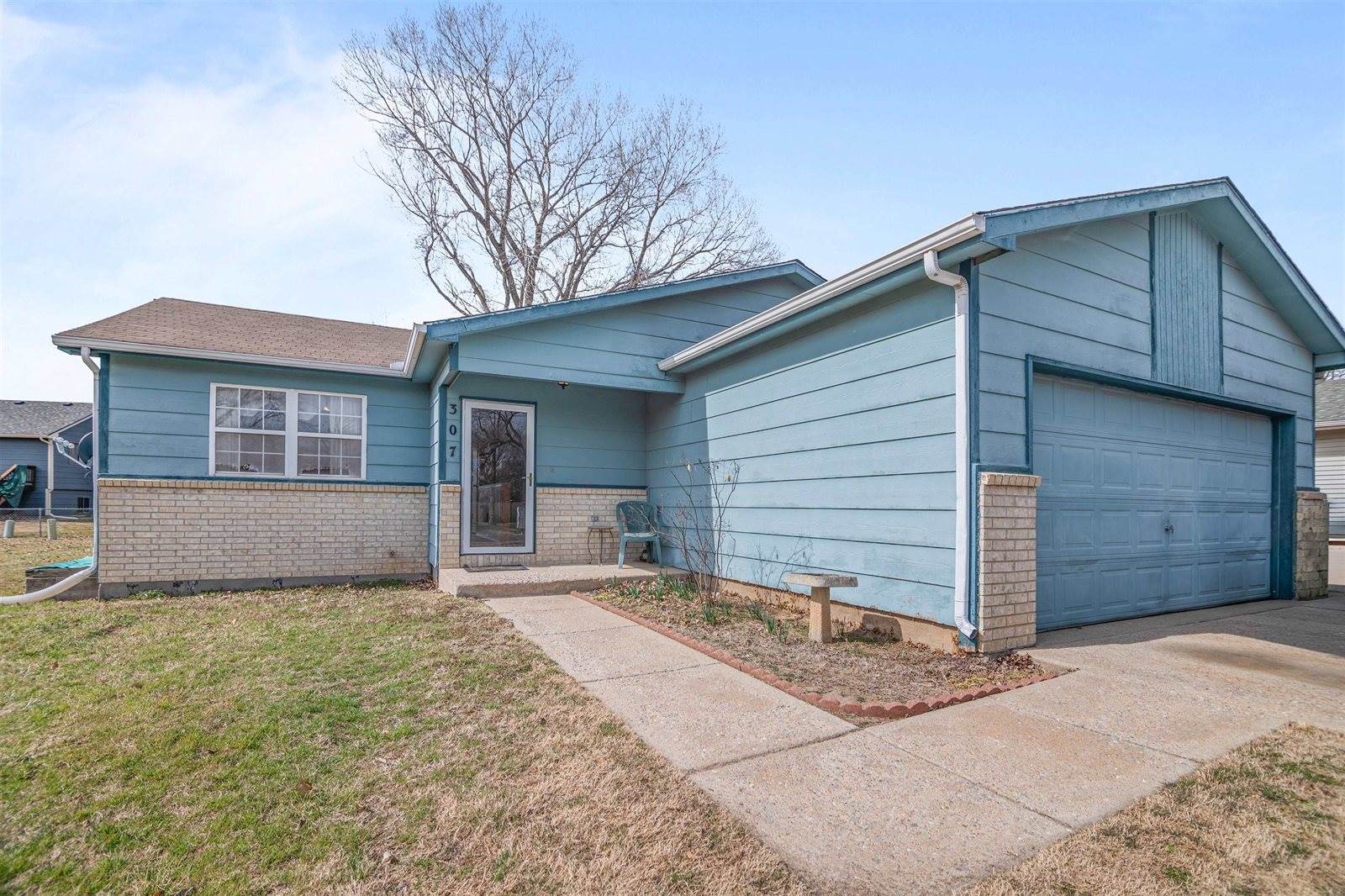 307 North Sioux St, Kechi, KS 67067