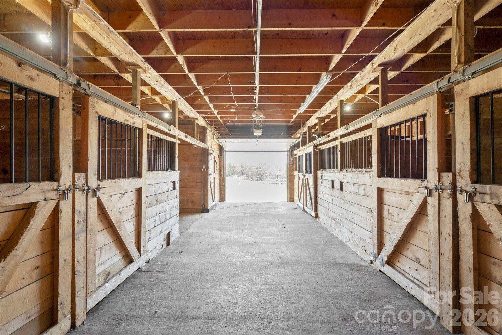 447 Willow Pond Lane, Hiddenite, NC 28636