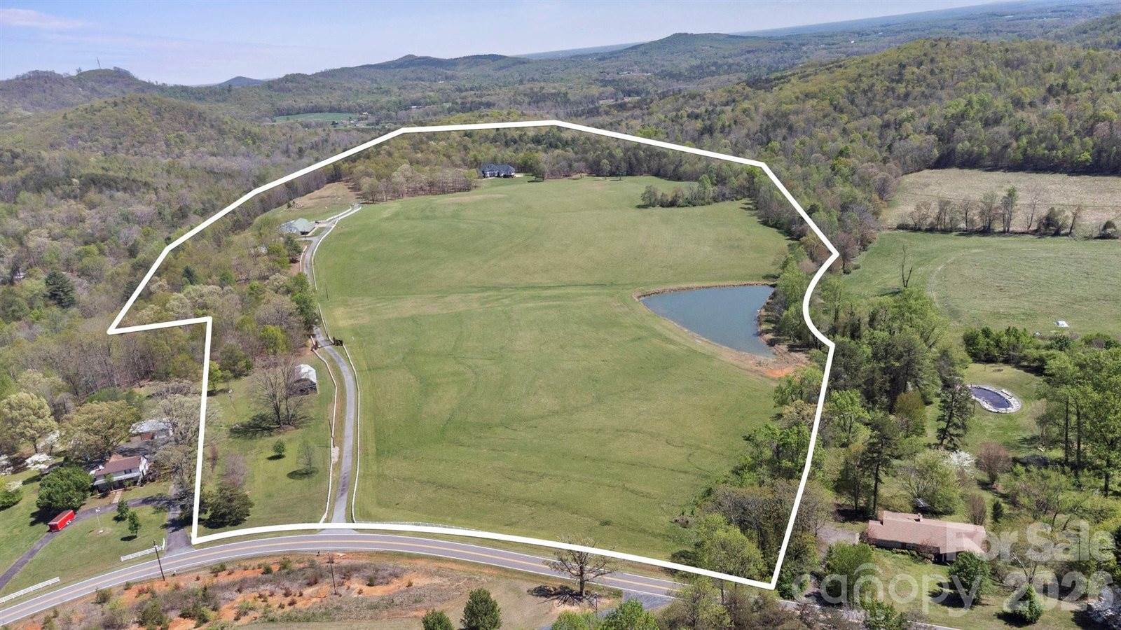 447 Willow Pond Lane, Hiddenite, NC 28636