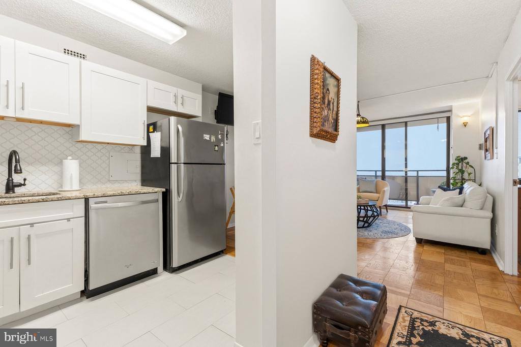 5225 Pooks Hill Road, #1717N, Bethesda, MD 20814