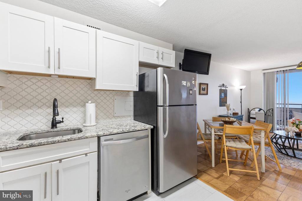 5225 Pooks Hill Road, #1717N, Bethesda, MD 20814