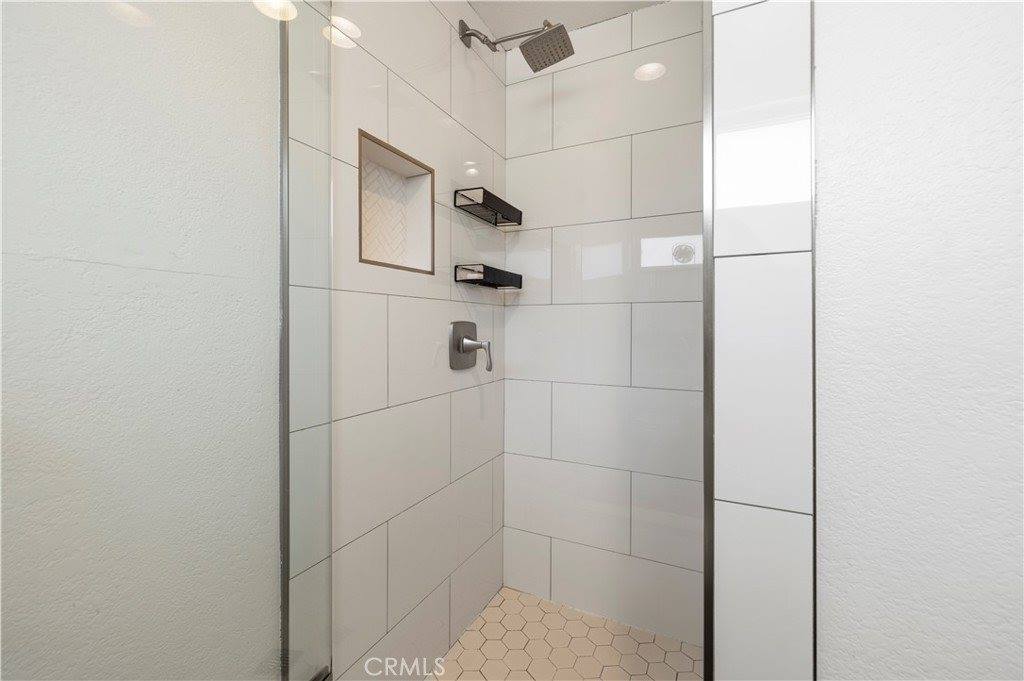 22510 Decoro Drive, Saugus, CA 91350