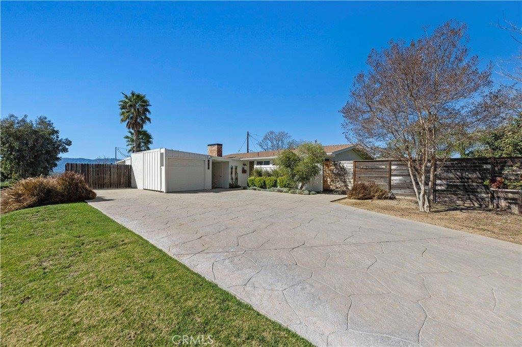 22510 Decoro Drive, Saugus, CA 91350
