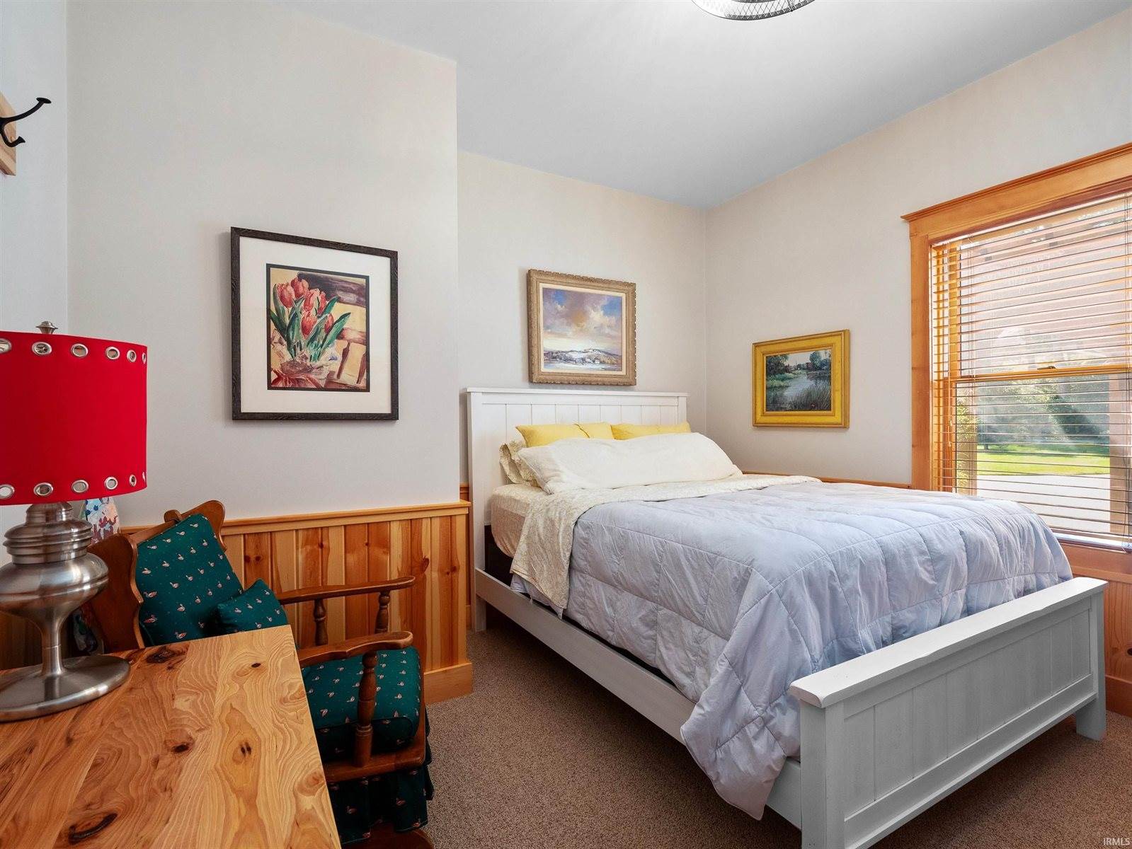 1905 E 750 S, Wolcottville, IN 46795