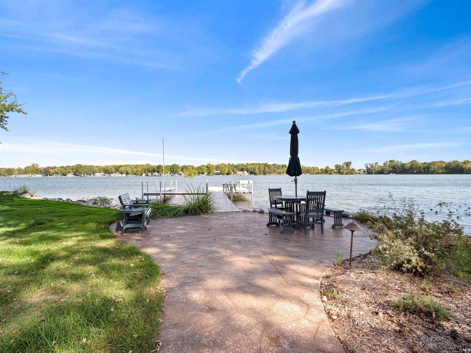 1905 E 750 S, Wolcottville, IN 46795