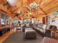 1905 E 750 S, Wolcottville, IN 46795