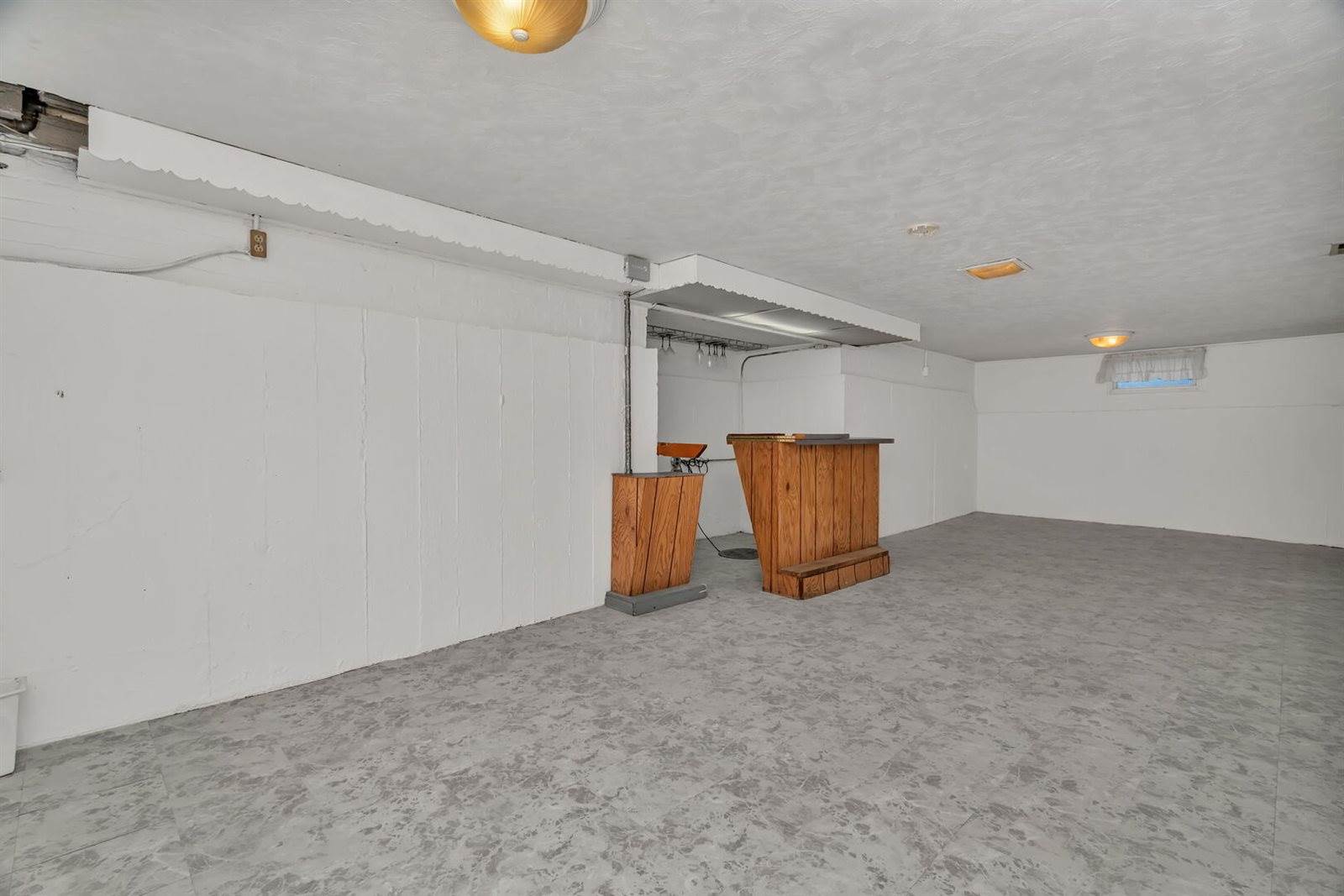 9418 Tulley Avenue, Oak Lawn, IL 60453