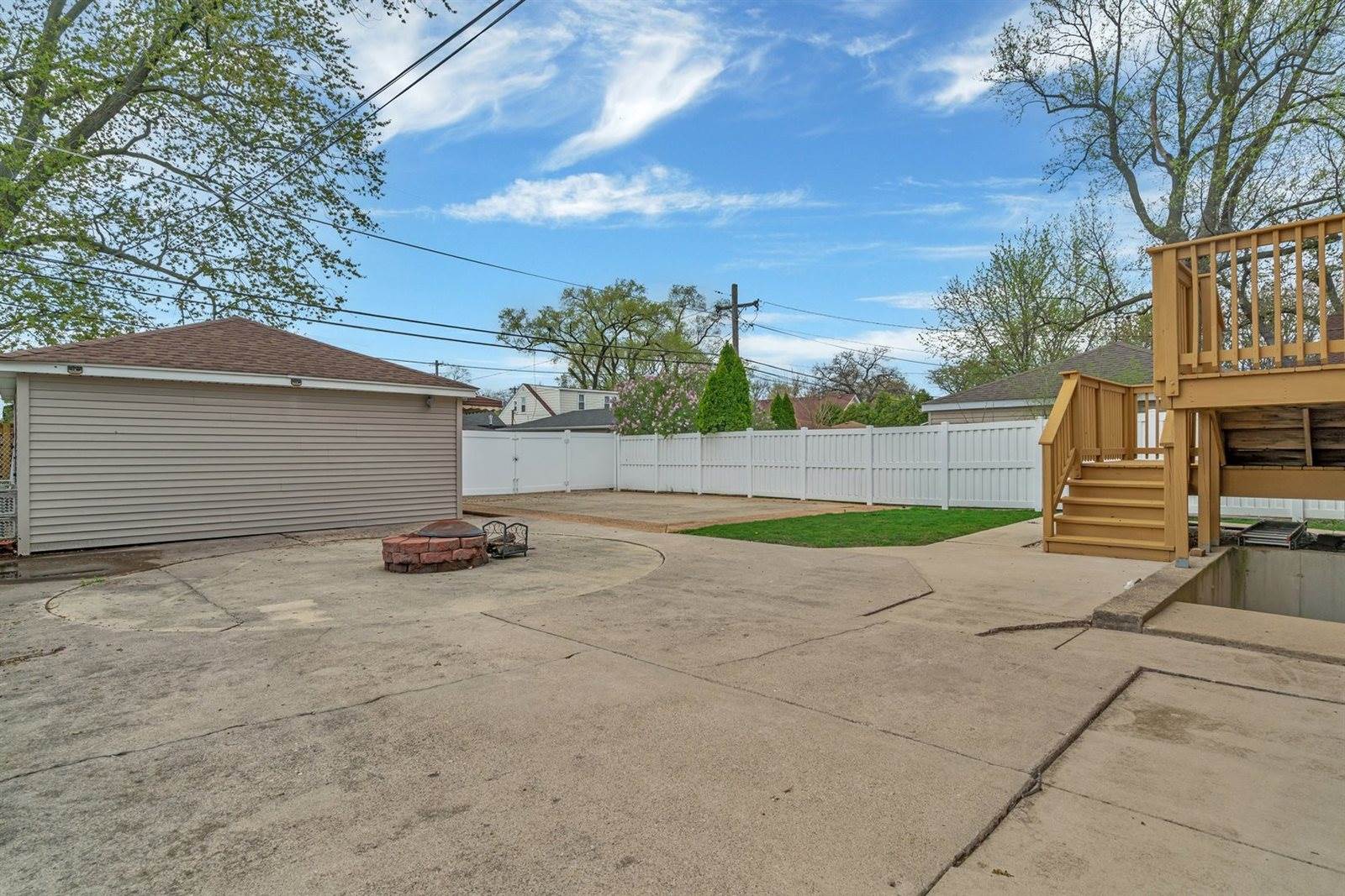 9418 Tulley Avenue, Oak Lawn, IL 60453