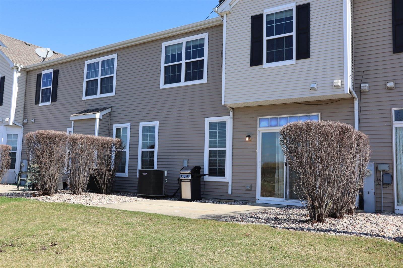15238 Kenmare Circle, Manhattan, IL 60442