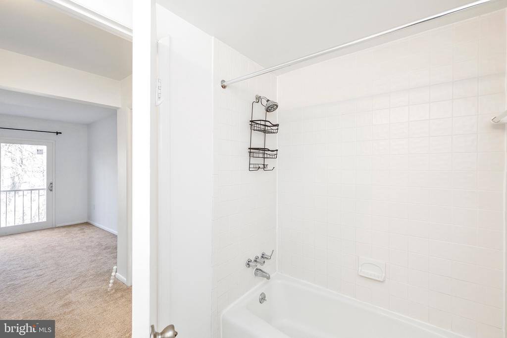 12265 Greenleaf, Potomac, MD 20854