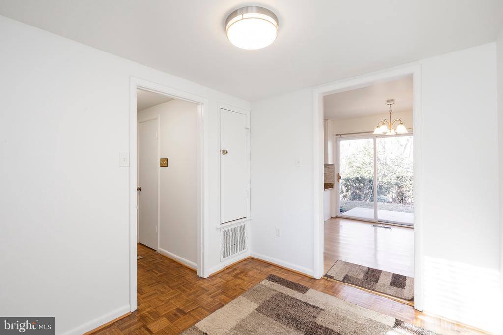 12265 Greenleaf, Potomac, MD 20854