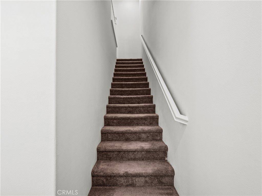 27148 Valley Oak Place, Valencia, CA 91381