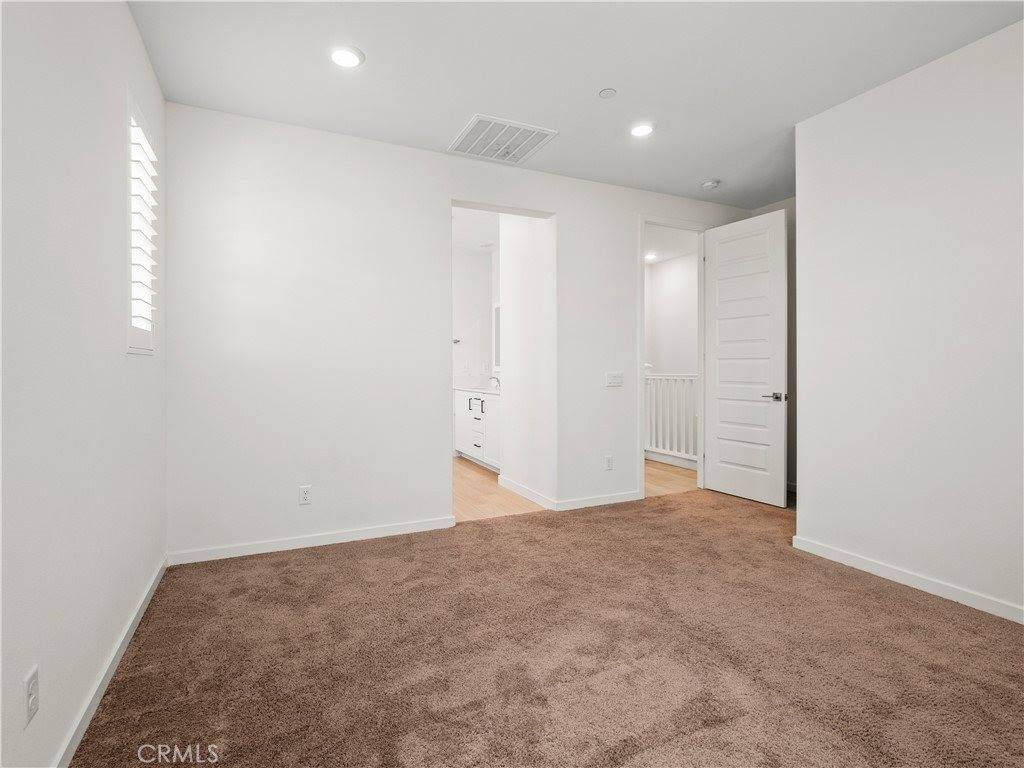 27148 Valley Oak Place, Valencia, CA 91381