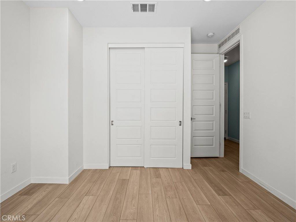 27148 Valley Oak Place, Valencia, CA 91381