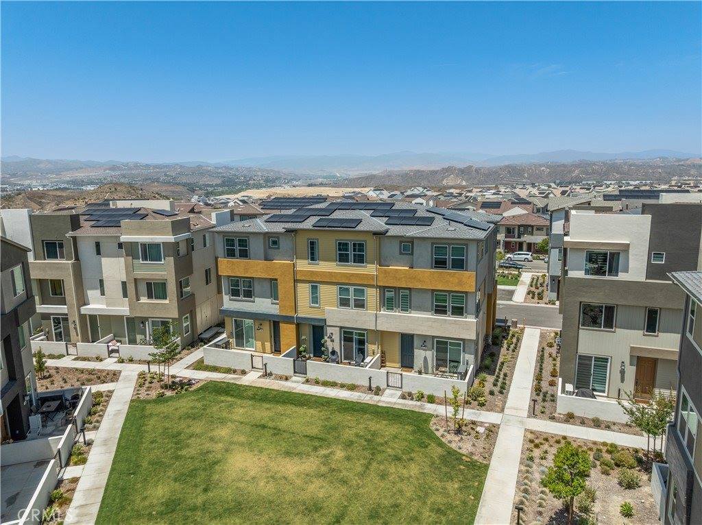 27148 Valley Oak Place, Valencia, CA 91381