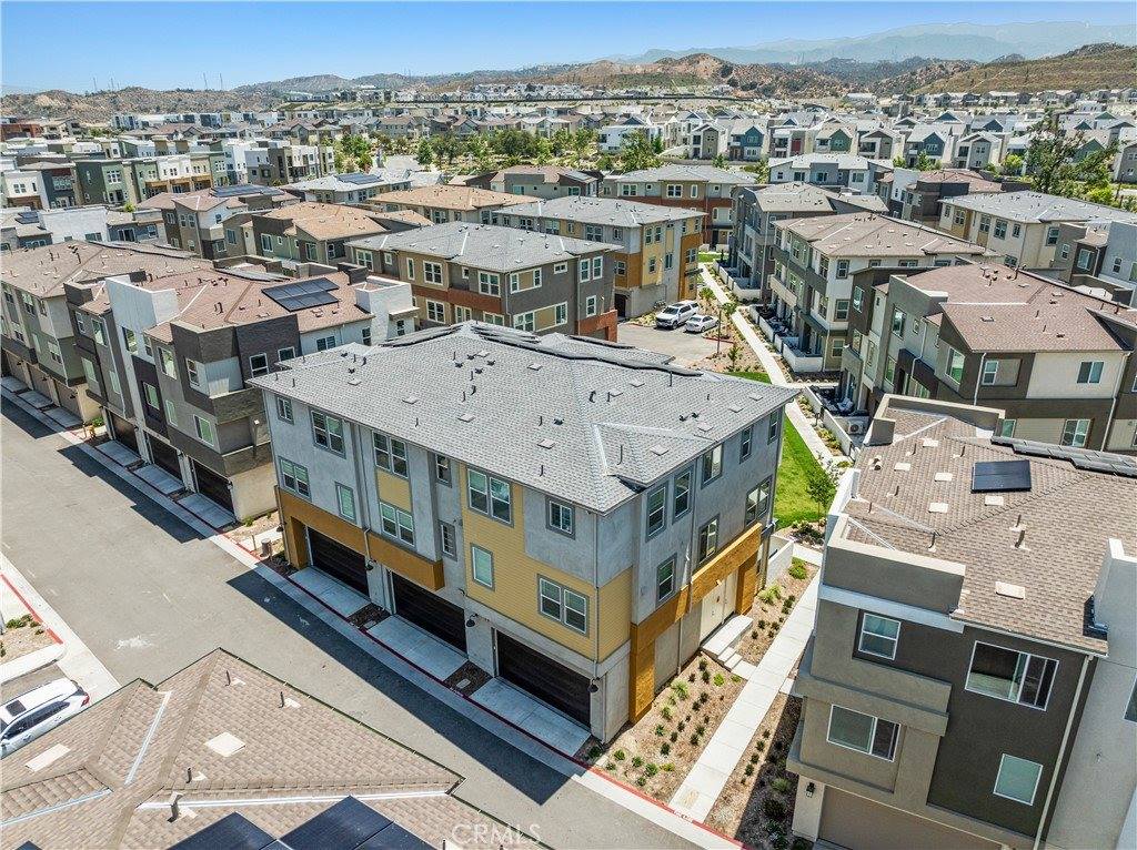 27148 Valley Oak Place, Valencia, CA 91381