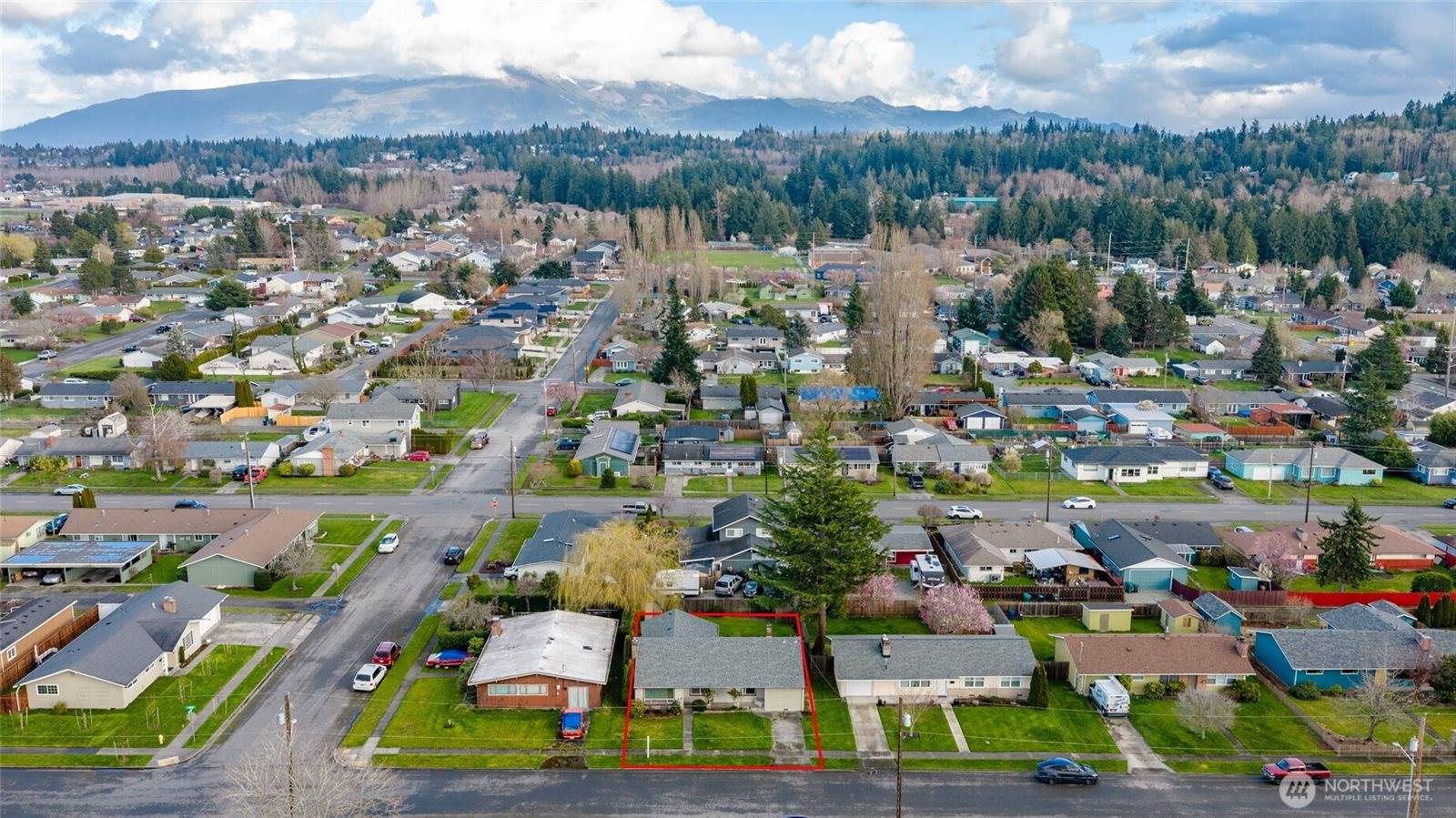1808 South 14th Street, Mount Vernon, WA 98274
