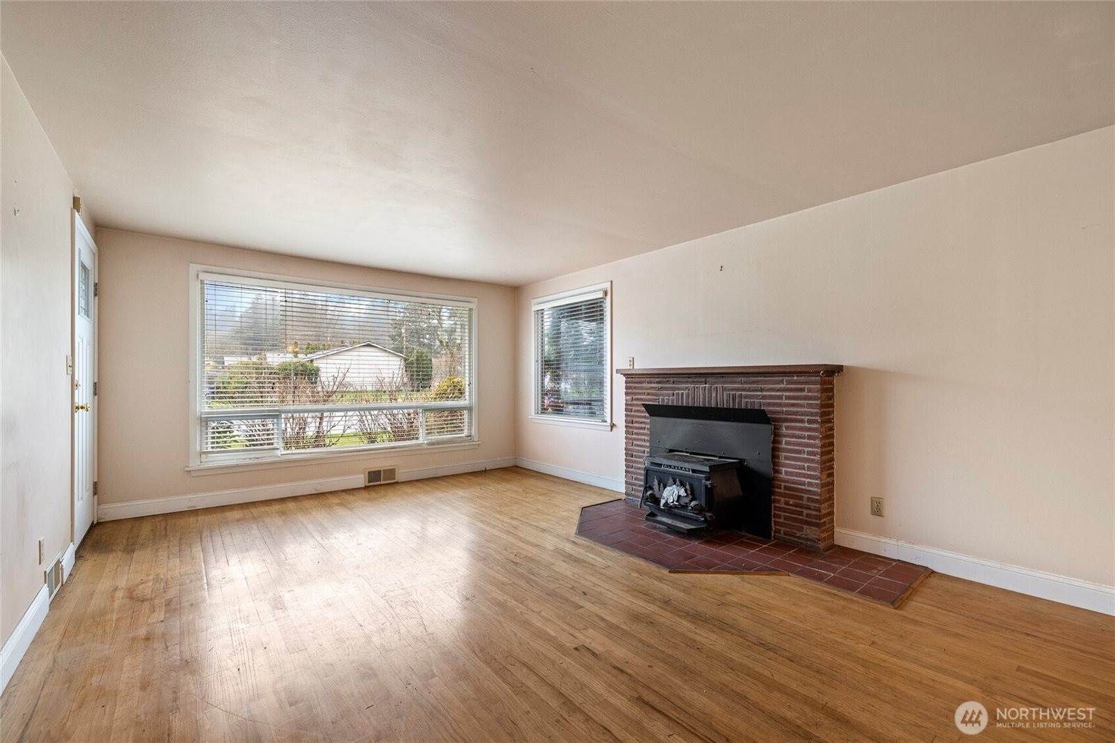 1808 South 14th Street, Mount Vernon, WA 98274