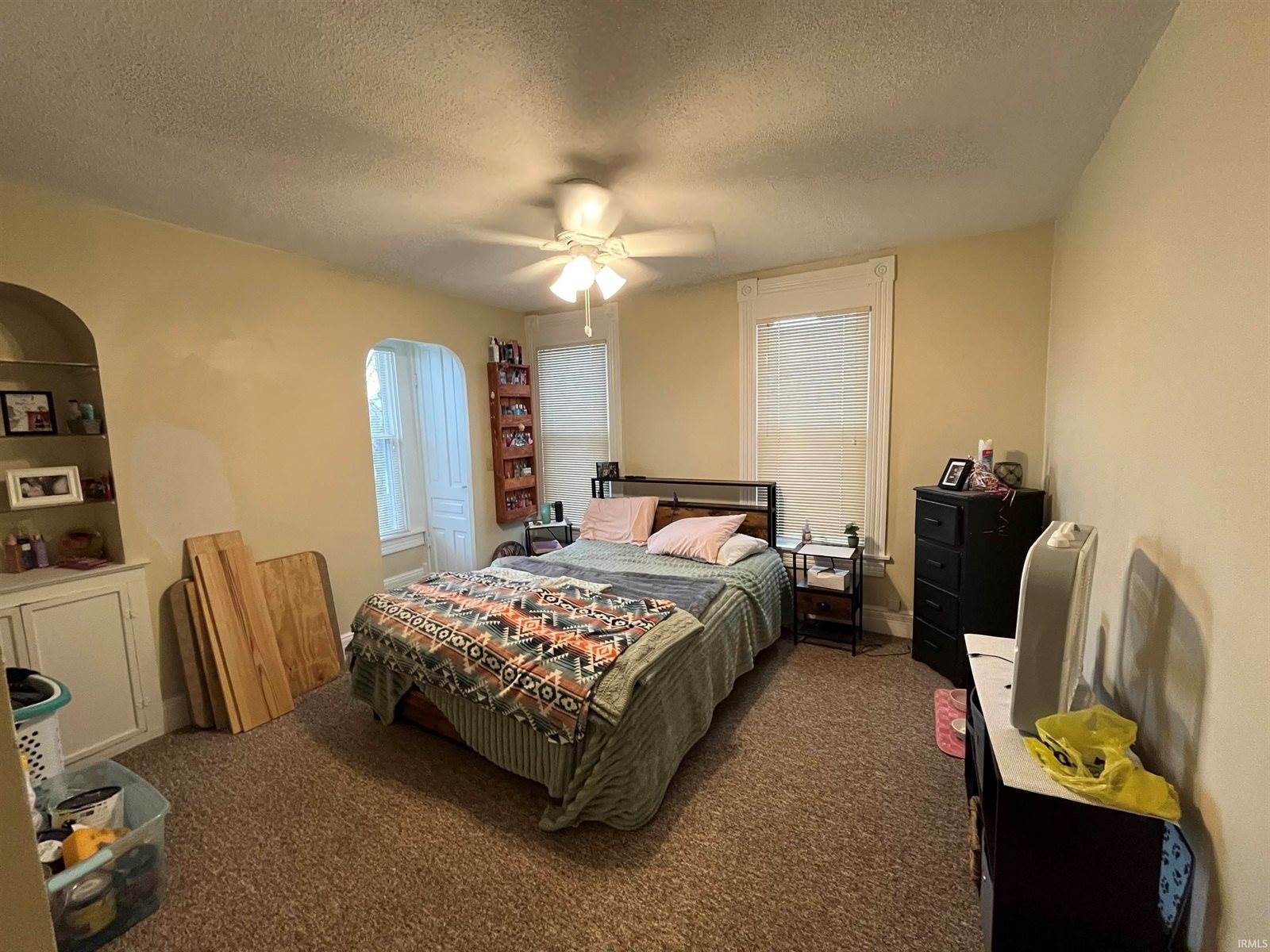 703 & 705 N Walnut Street, Hartford City, IN 47348