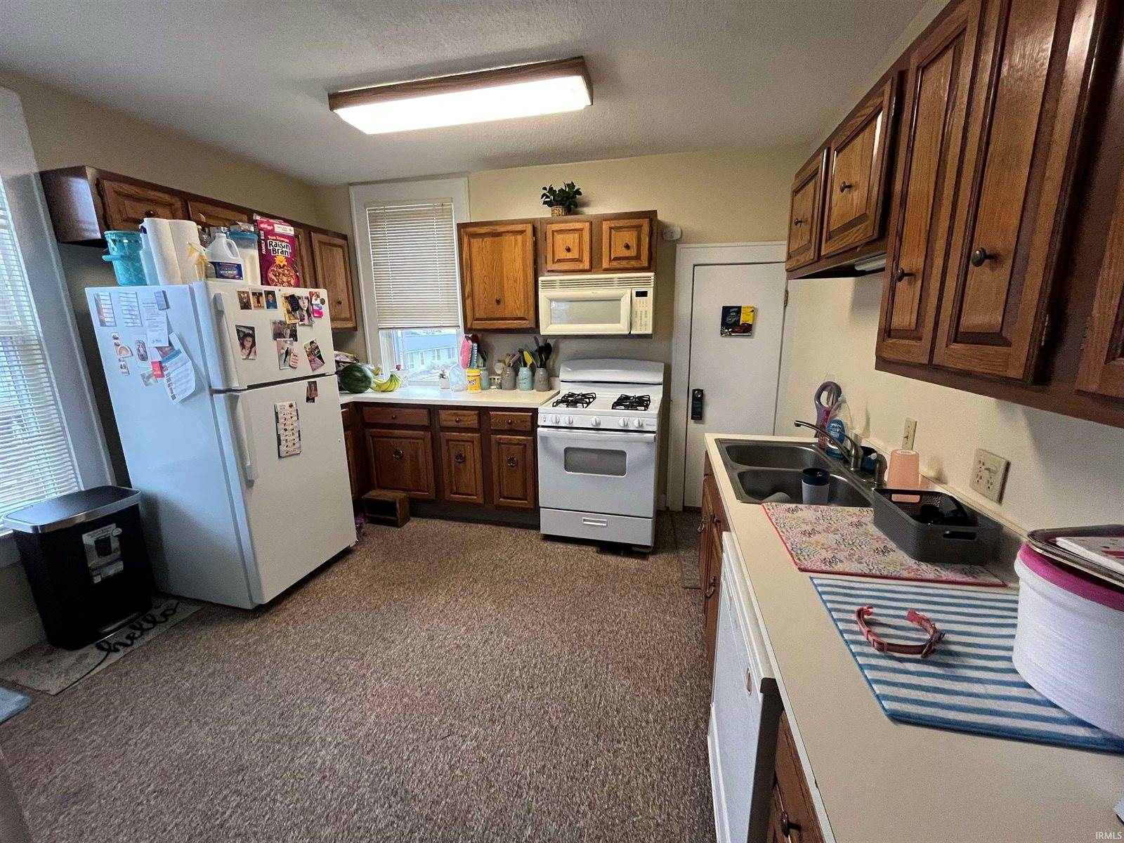 703 & 705 N Walnut Street, Hartford City, IN 47348