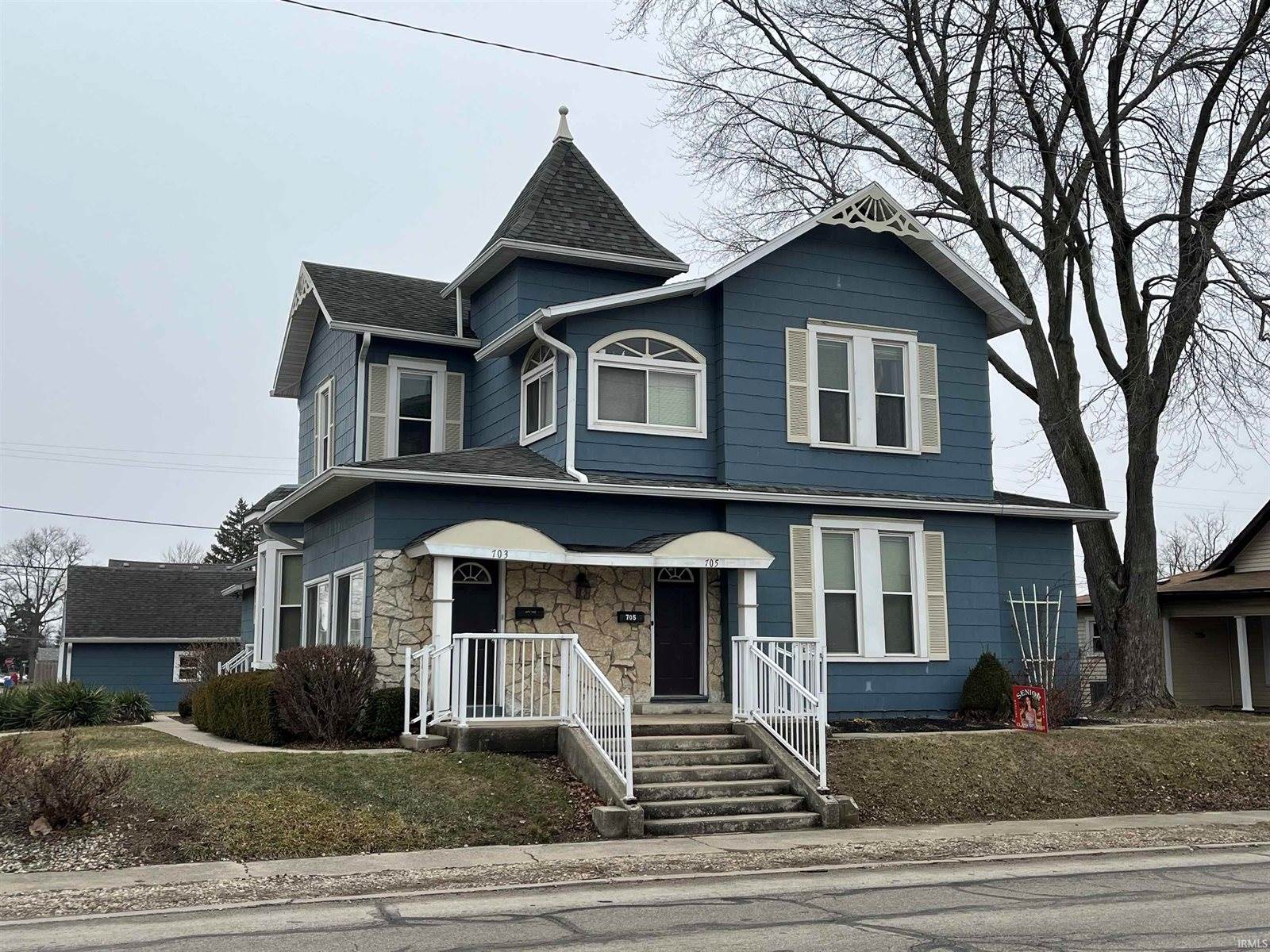 703 & 705 N Walnut Street, Hartford City, IN 47348