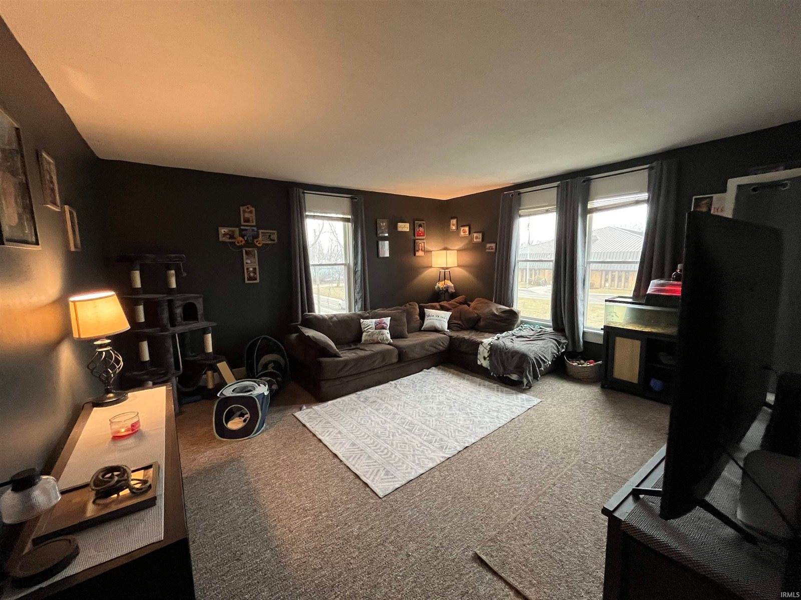 703 & 705 N Walnut Street, Hartford City, IN 47348