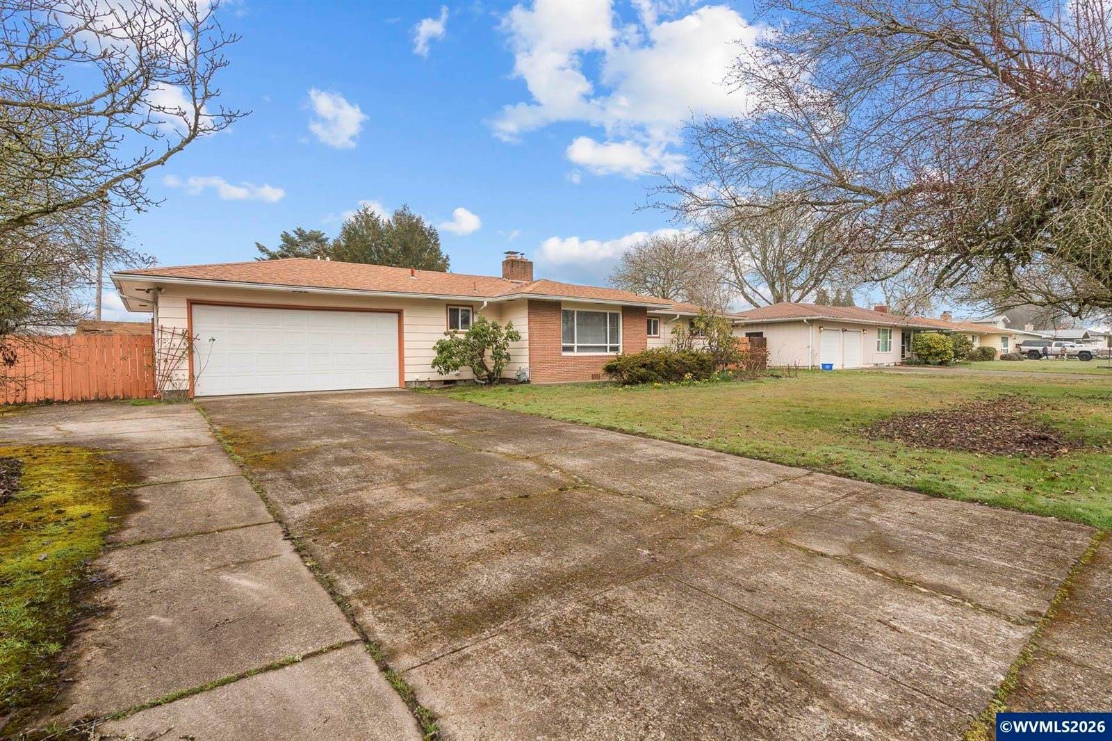 2922 Columbus St, Albany, OR 97322