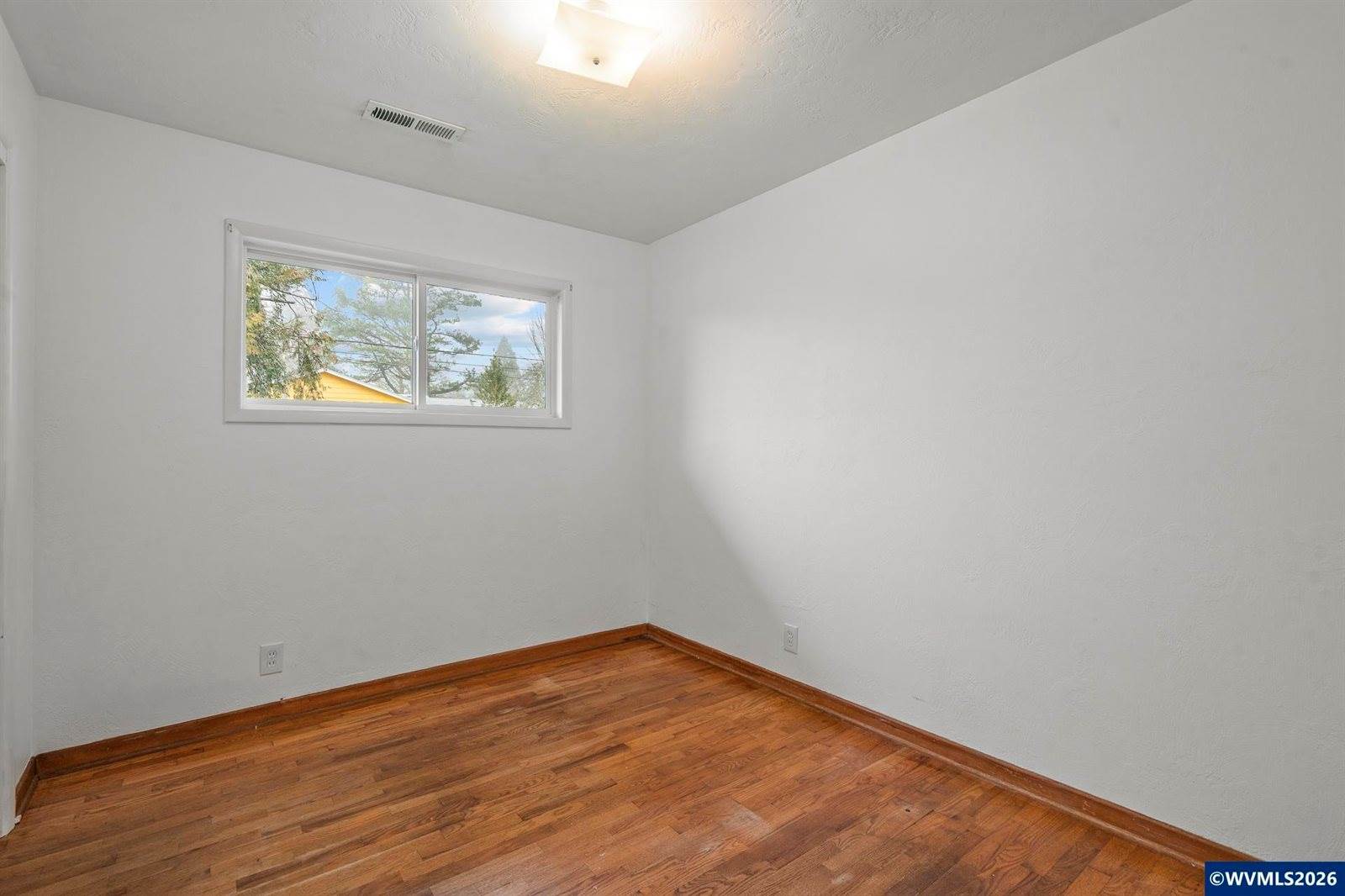 2922 Columbus St, Albany, OR 97322