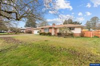 2922 Columbus St, Albany, OR 97322
