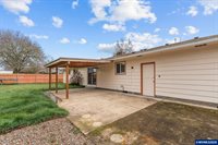 2922 Columbus St, Albany, OR 97322