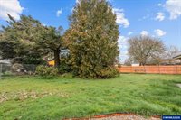 2922 Columbus St, Albany, OR 97322
