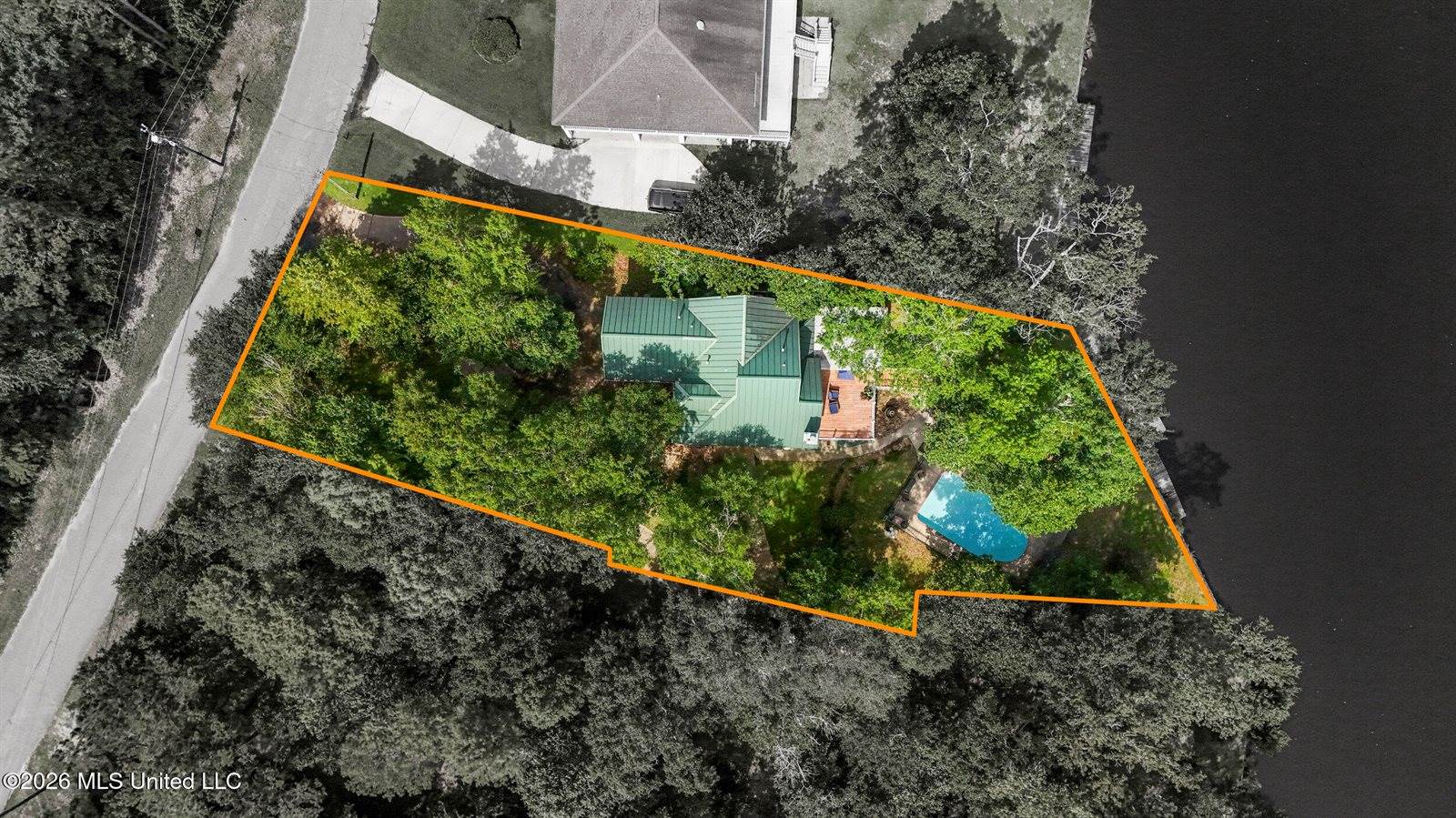 3512 River Bluff Road, D'Iberville, MS 39540