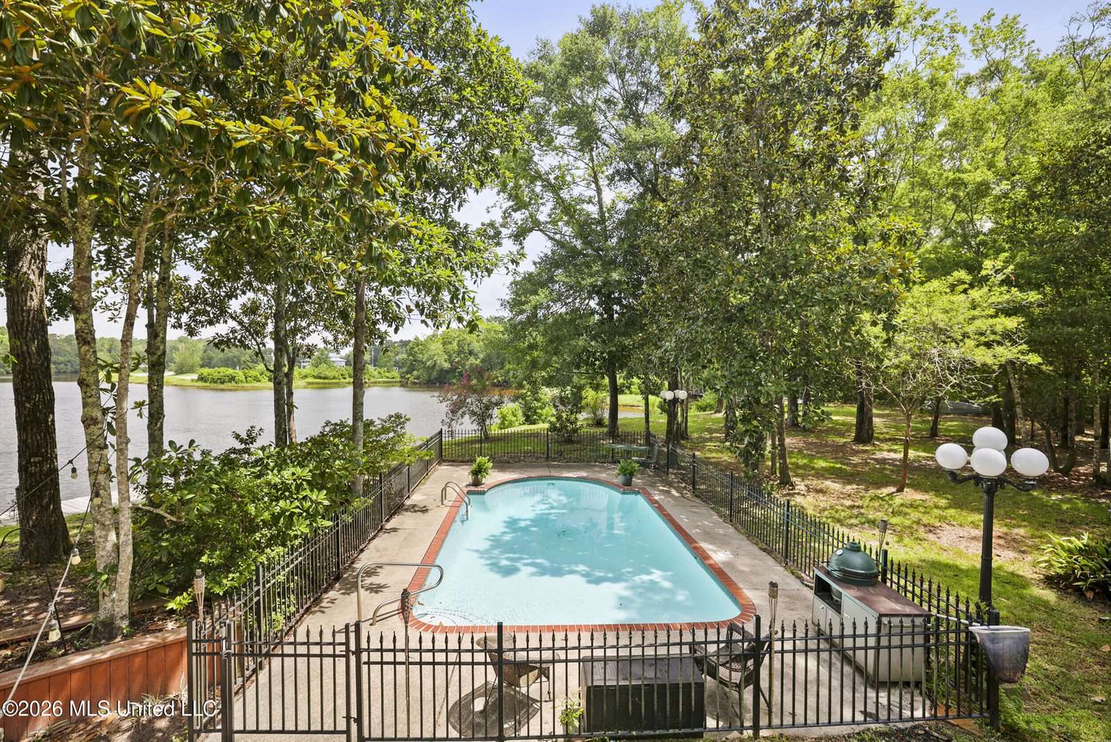 3512 River Bluff Road, D'Iberville, MS 39540